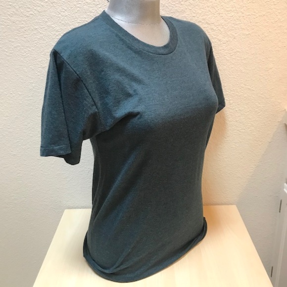 American Apparel Tops - American Apparel Unisex 50/50 Short Sleeve Crewneck Small. Black Aqua Color.